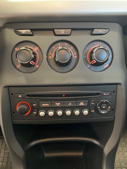 Citroen C3 2013, bild 7/39