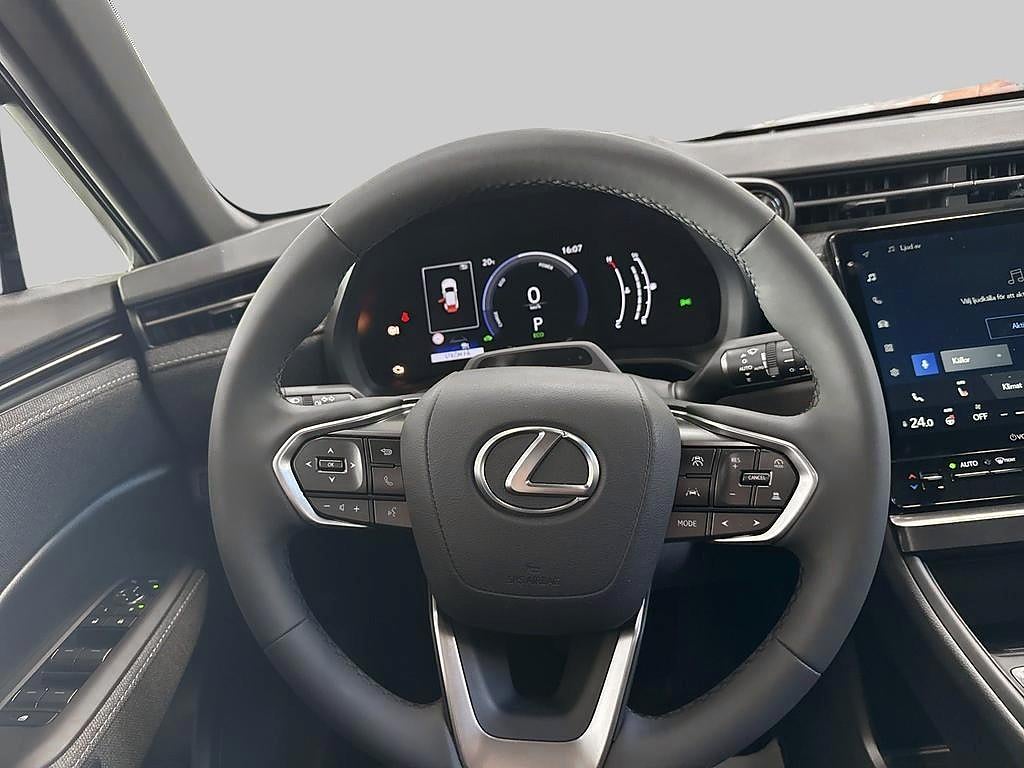 Lexus LBX 2025 - miniatyr 9