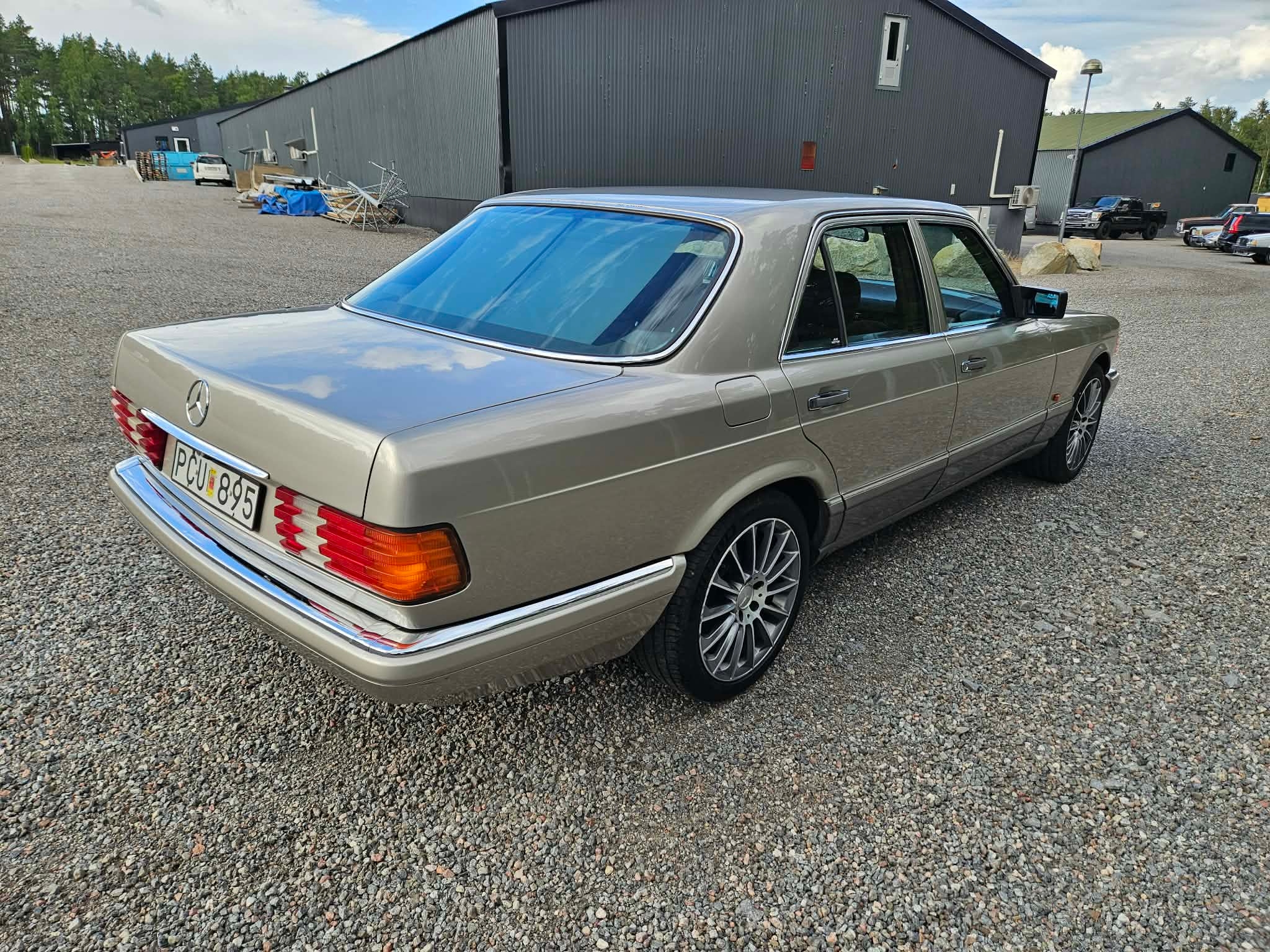 Mercedes-Benz 300 1988, bild 3/25
