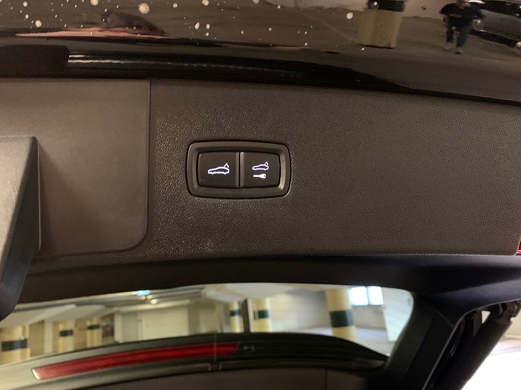 Porsche Cayenne 2019 - miniatyr 19