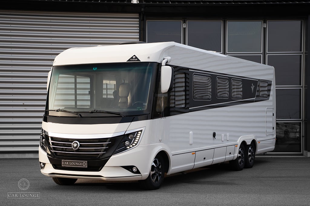 Niesmann Bischoff Arto 88 LF \ Extrautrustad för 982.295 kr \ 1190 mil \ 