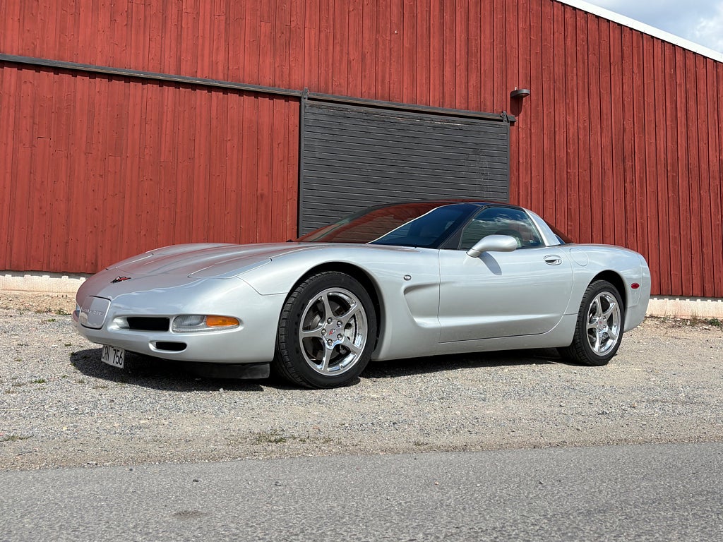 Chevrolet Corvette - AVBET - BYTE