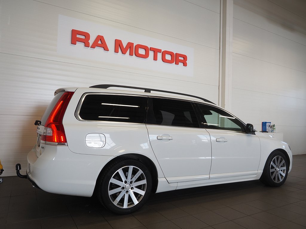 Volvo V70 D4 181hk Momentum Drag Navi VOC Kamrem Bytt 2015