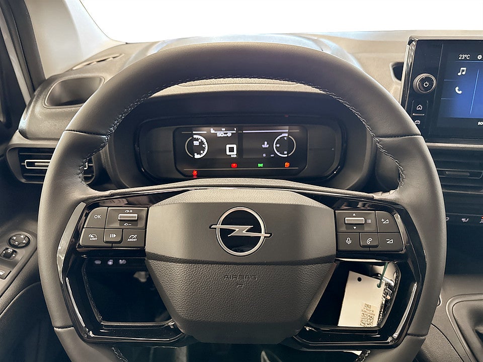 Bild på Opel Combo + 100hk L2 - OMGÅENDE LEVERANS!
