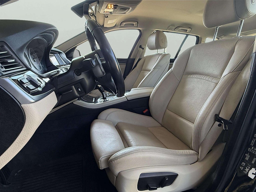 BMW 520d xDrive Touring Steptronic M-Ratt H&K Skinn Drag 2 Ägare - miniatyr 10