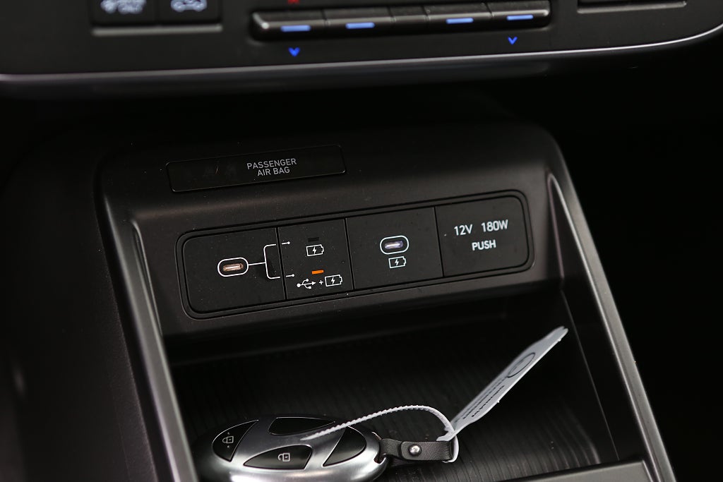 Hyundai Kona Hybrid 1,6 GDI HEV Essential Aut Leasbar 2025