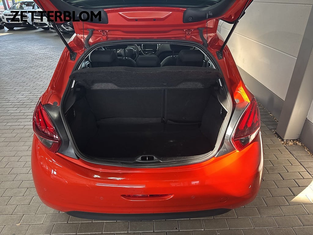 Halvkombi Peugeot 208 6 av 16