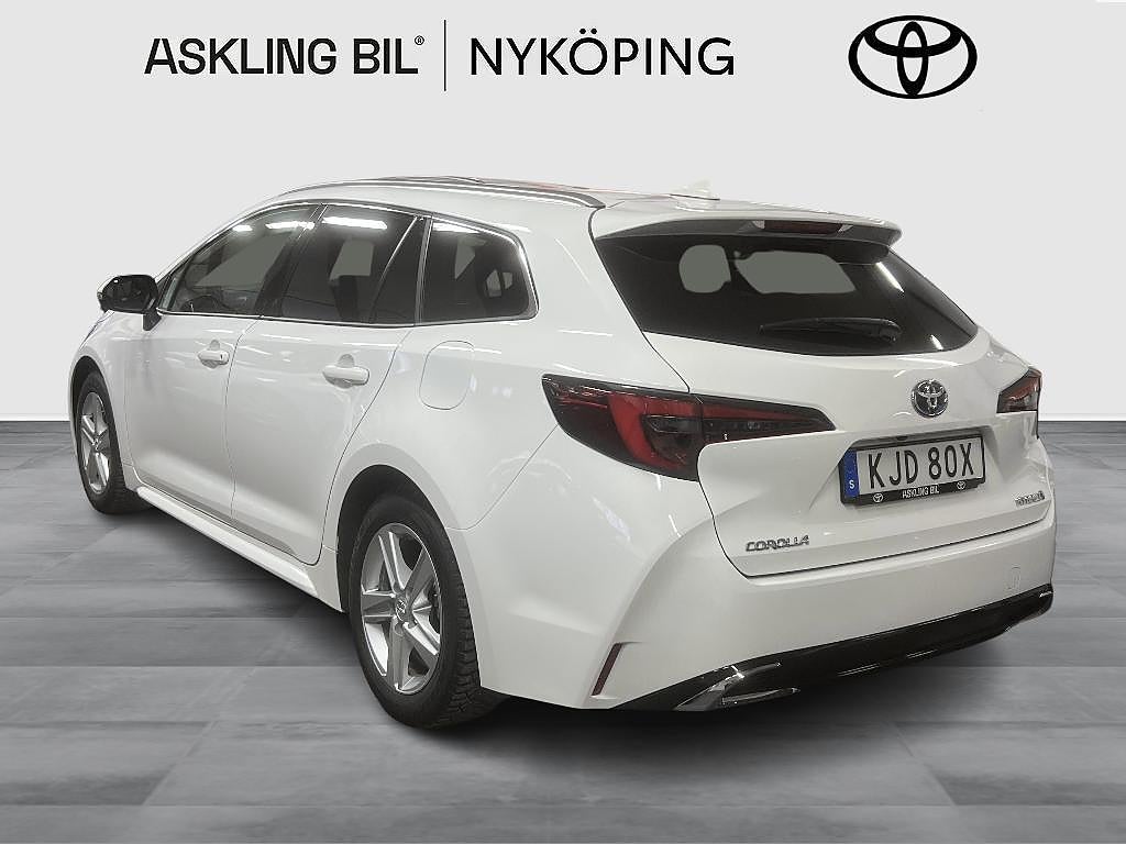 Toyota Corolla 2024 - miniatyr 3