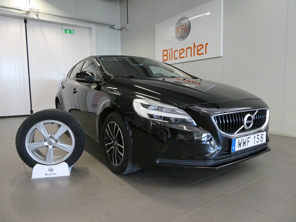 Volvo V40 D2 Automat-Värmare-Parkeringssensor-SoV *Kamremsbytt*