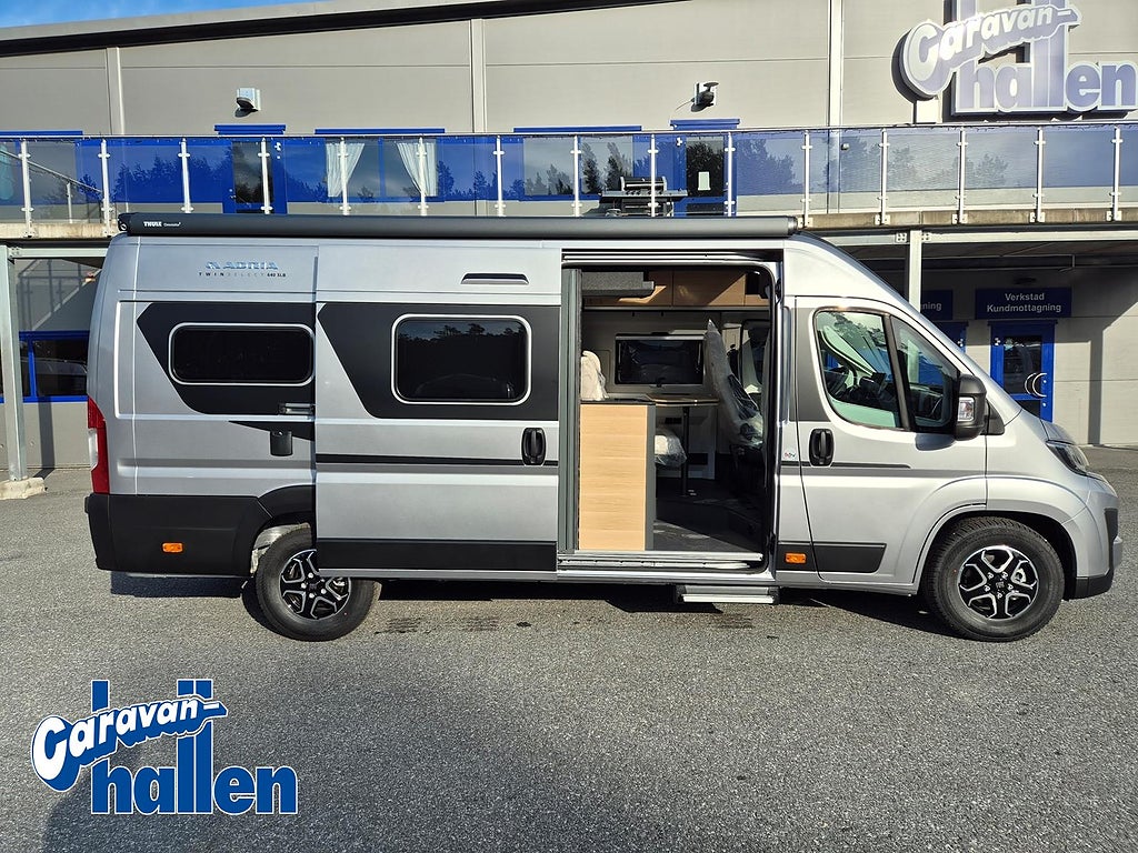 Adria TWIN SELECT 640 SLB - FIAT 6E 2,2 140HP 35H