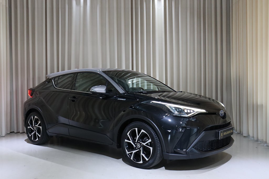 Toyota C-HR Hybrid CVT 122HK X-Edition JBL Bi-Tone Drag V-Hjul