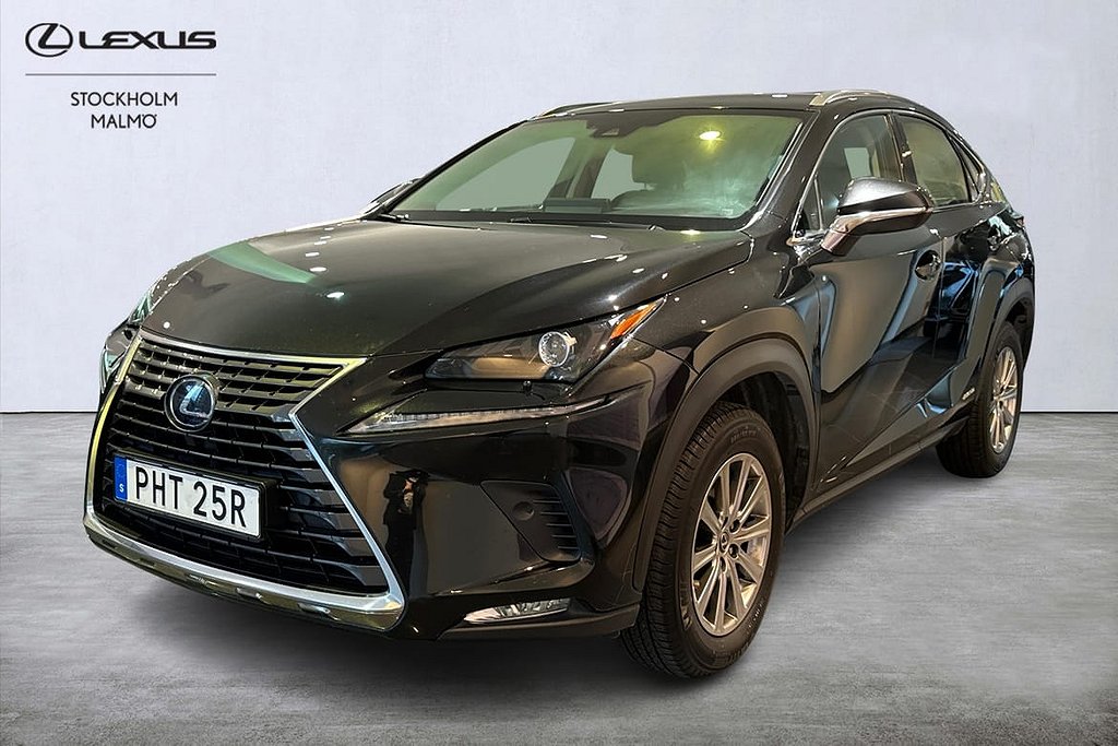 Lexus NX 300h AWD Business Line 197hk Keyless Skinn Apple Carplay Backkam