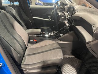 Halvkombi Peugeot 208 10 av 22