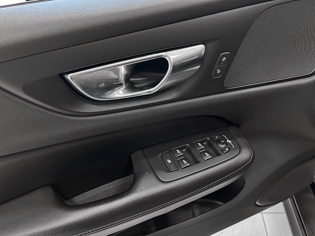 Volvo V60 Cross Country 2022 - miniatyr 14