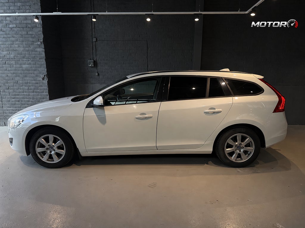 Volvo V60 DRIVe/Kinetic/Euro 5/Dragkrok/Nyservad/V-hjul