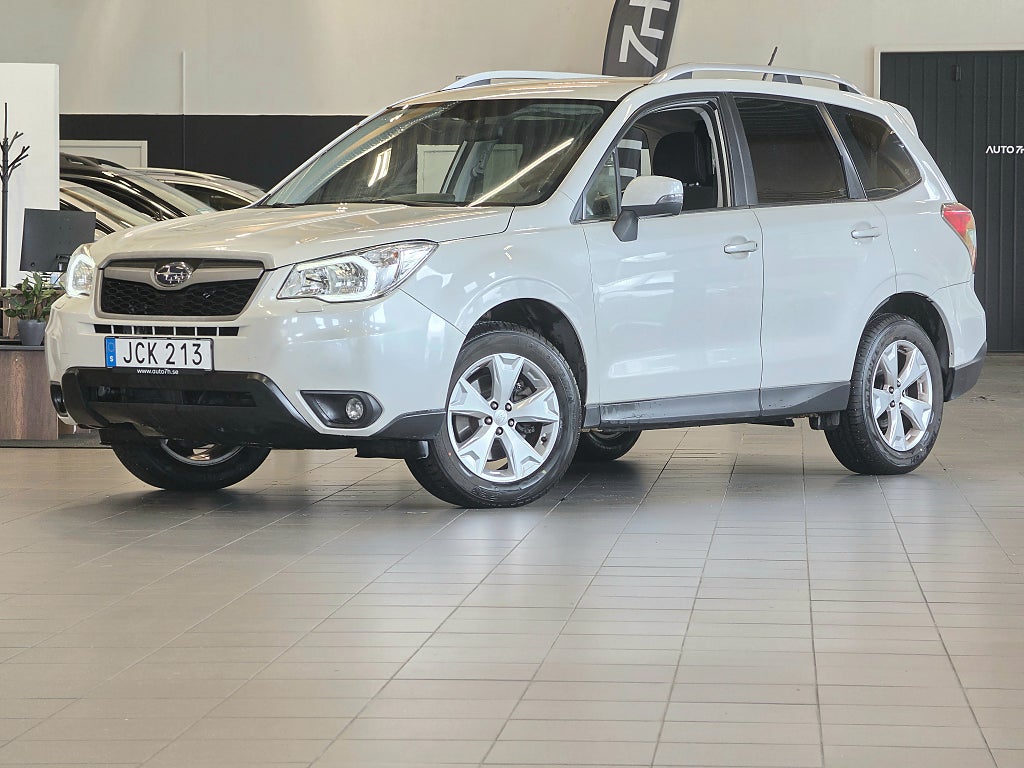 Subaru Forester 2.0 4WD / Drag / Motorvärmare / 3.45% ränta / Nyservad