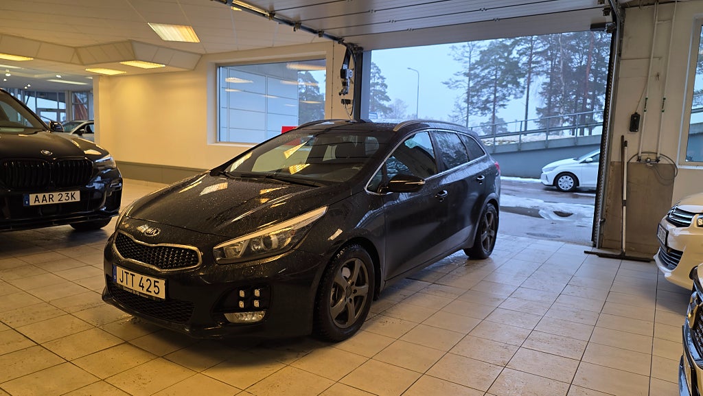 Kia Ceed cee'd_sw 1.6 GDI DCT GT-Line. Kamera | V-H