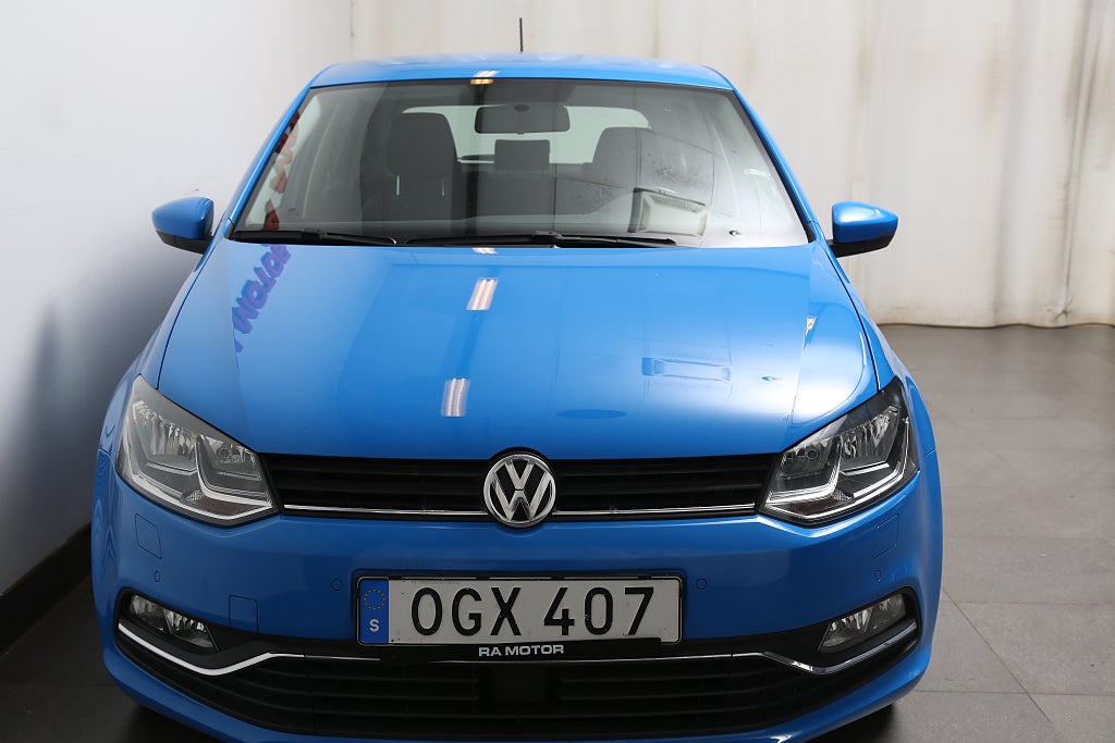 Volkswagen Polo 1,2 TSI 90hk 5-dörrar Pluspaket Farthållare P-sensor 2017
