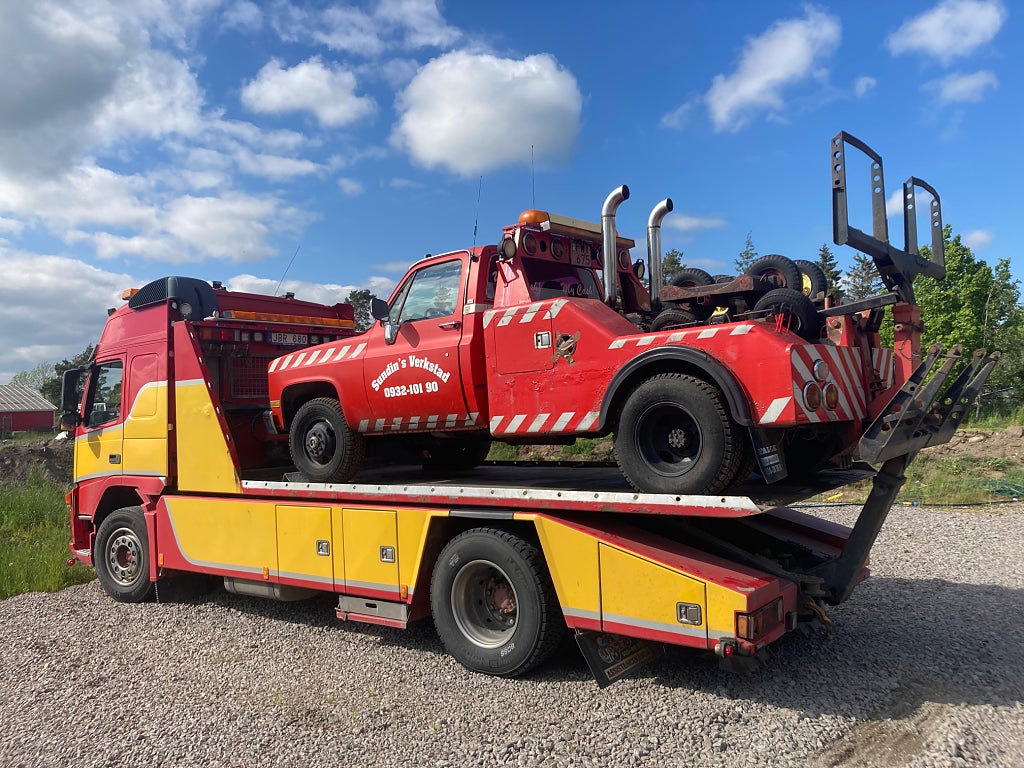 Volvo Fm 300 4*2 Avkort flakbärgare, bärgare, bärgningsbil
