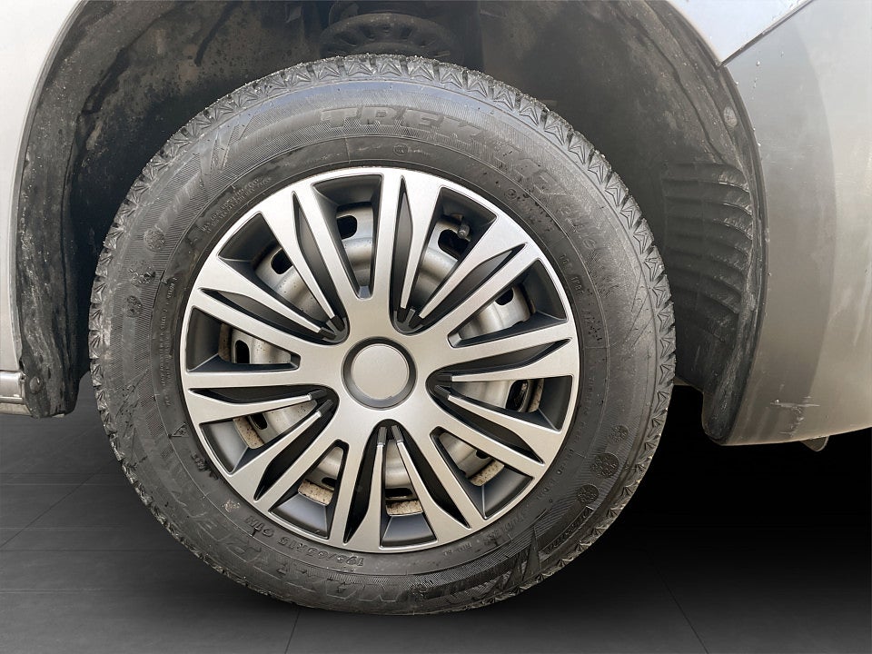 Bild på Peugeot Partner PRO IN 1.5 Hhd 100hk L1 INREDNING VÄRMARE DRAG