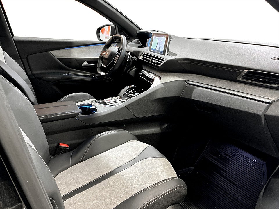 Bild på Peugeot 3008 GT Hybrid4 PHEV 300hk Aut 4WD CARPLAY NAV