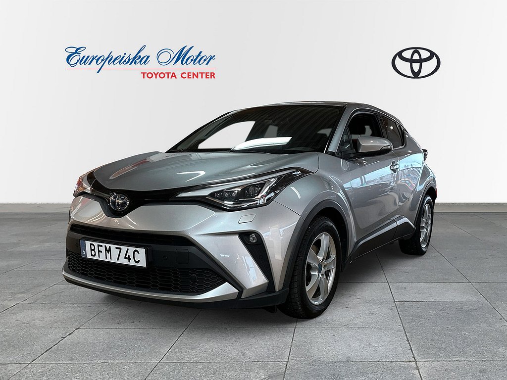 Toyota C-HR Hybrid CVT Executive Skinn V-hjul Värmare