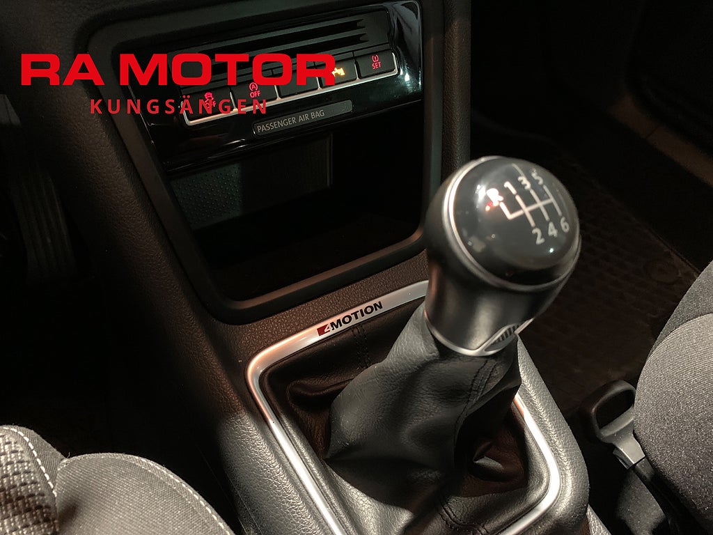 Volkswagen Sharan 2.0 TDI 150hk 4Motion 6-sits | Drag | Pano | Kamera | 2016