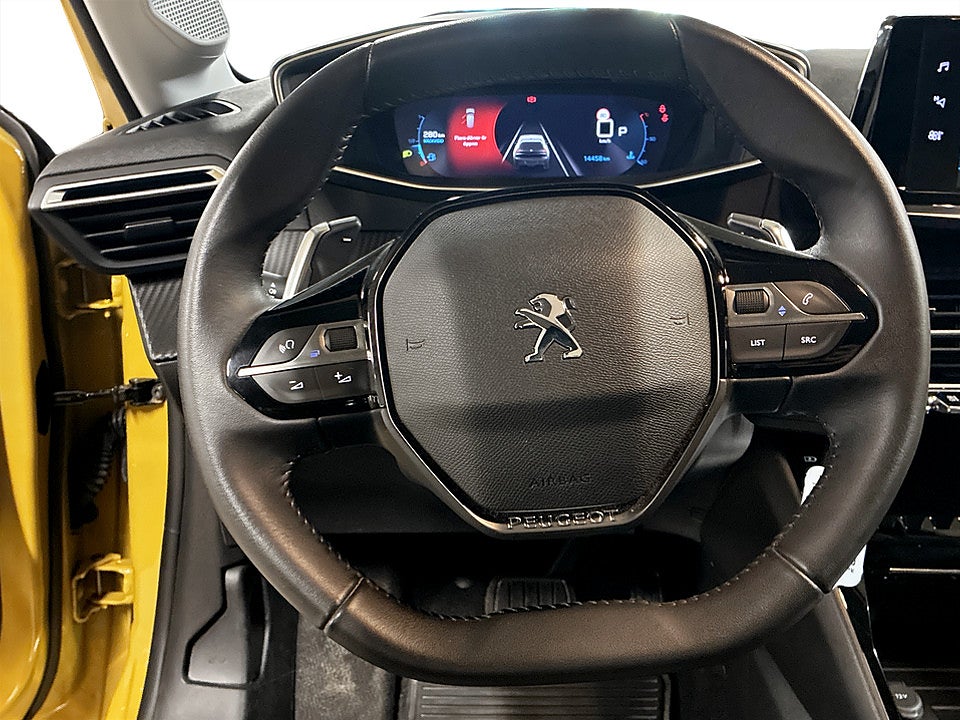 Bild på Peugeot 208 Allure 1.2 PT 100hk Aut B-KAMERA CARPLAY
