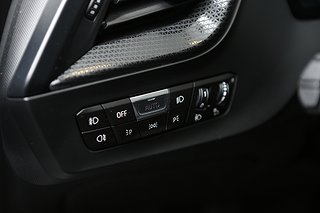 Halvkombi BMW 118I 11 av 23
