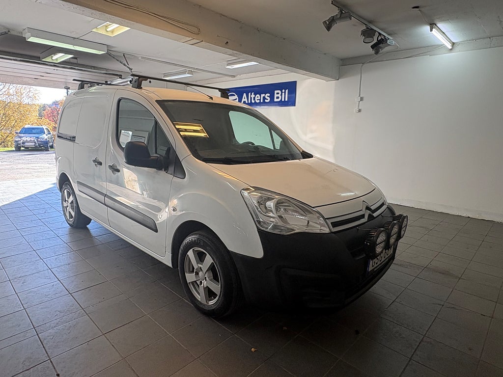 Citroen Berlingo Diesel skåp. 