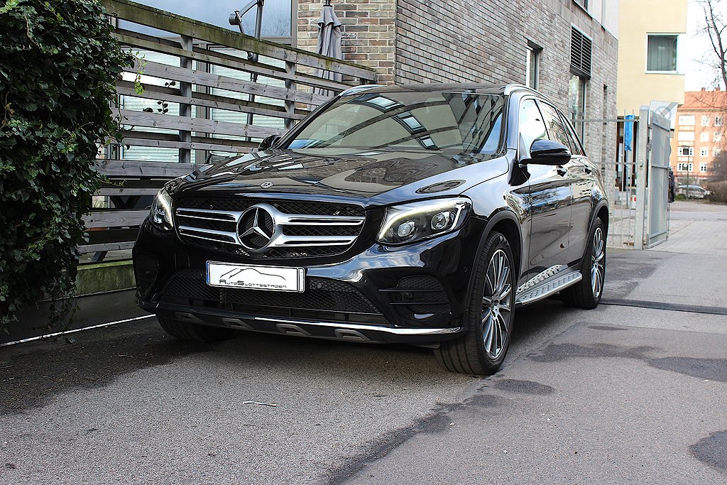 Mercedes-Benz GLC 220 d 4MATIC 9G-T AMG Eu6 / Panorama / 20"