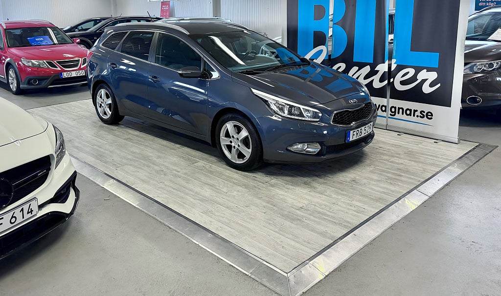 Kia Ceed cee'd_sw 1.6 CRDi Automat EX Comfort 