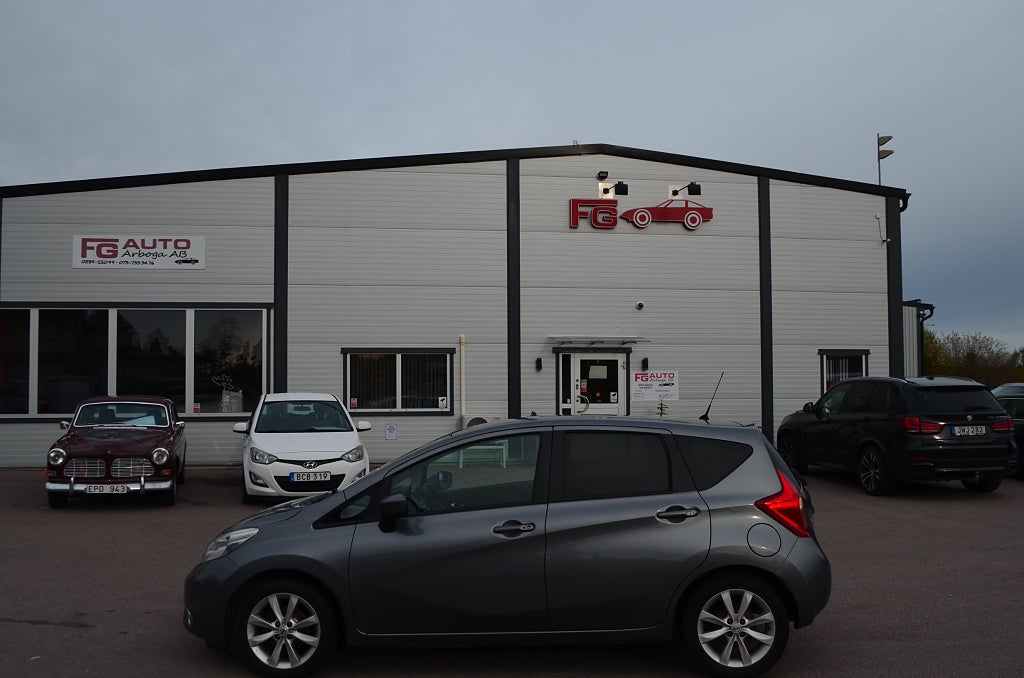 Nissan Note 1.5 dCi 90 hk Tekna Navi Backkamera Nybesiktigad