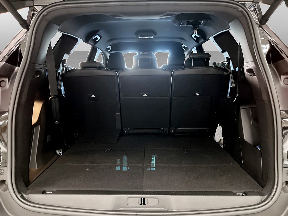 Bild på Peugeot 5008 GT 1.2 PT 130hk 7-SITS B-KAMERA CARPLAY