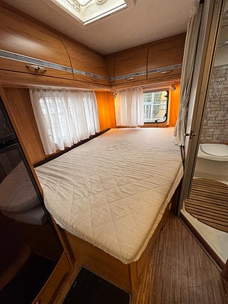 Husbil-halvintegrerad Bürstner Solano T 615 11 av 20