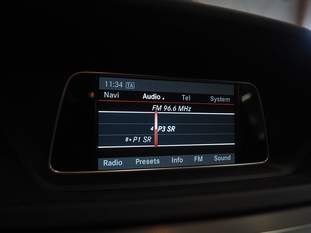 Mercedes-Benz E 220 T CDI BlueTEC 9G-Tronic 170hk Dragkrok Låga mil