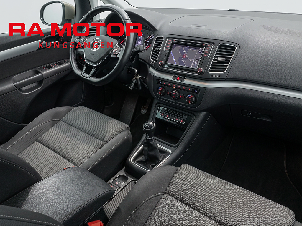 Volkswagen Sharan 2.0 TDI 150hk 4Motion 6-sits | Drag | Pano | Kamera | 2016