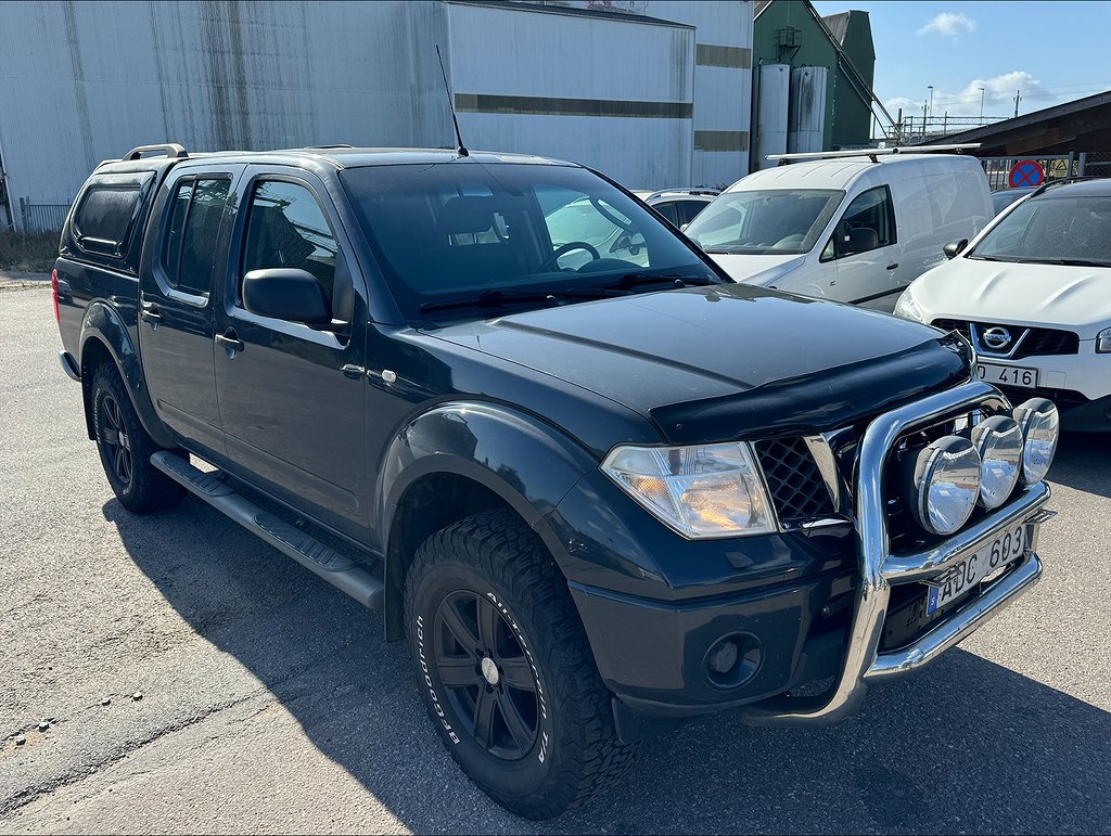 Nissan Navara 2.5dci 4x4 Dubbelhytt Mudders Kåpa Drag