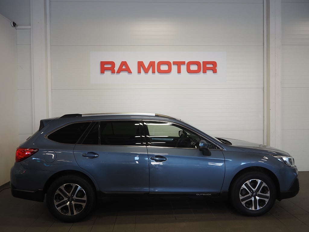 Subaru Outback 2.5 175hk 4WD Lineartronic Ridge |Värmare|Kamera|