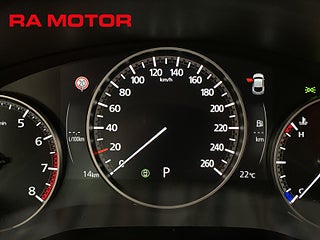SUV Mazda CX-30 21 av 23