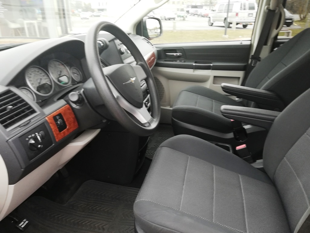 Chrysler Grand Voyager 2009, bild 5/25