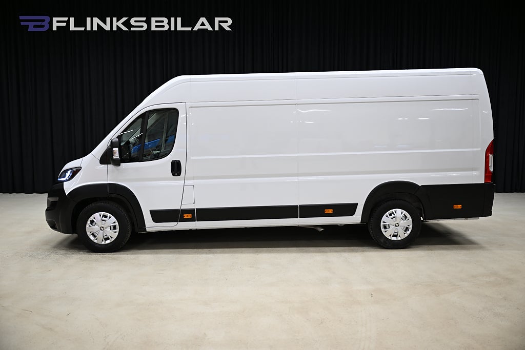 Peugeot Boxer 2.2 165HK L4 Inredd|Ramp|Drag|Värmare|Backkamera|Lågmil