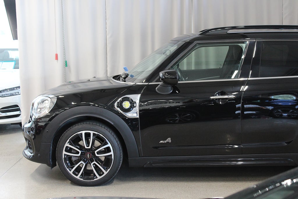 MINI Countryman Cooper SE ALL4 John Cooper Works, Maximize, SE SPEC