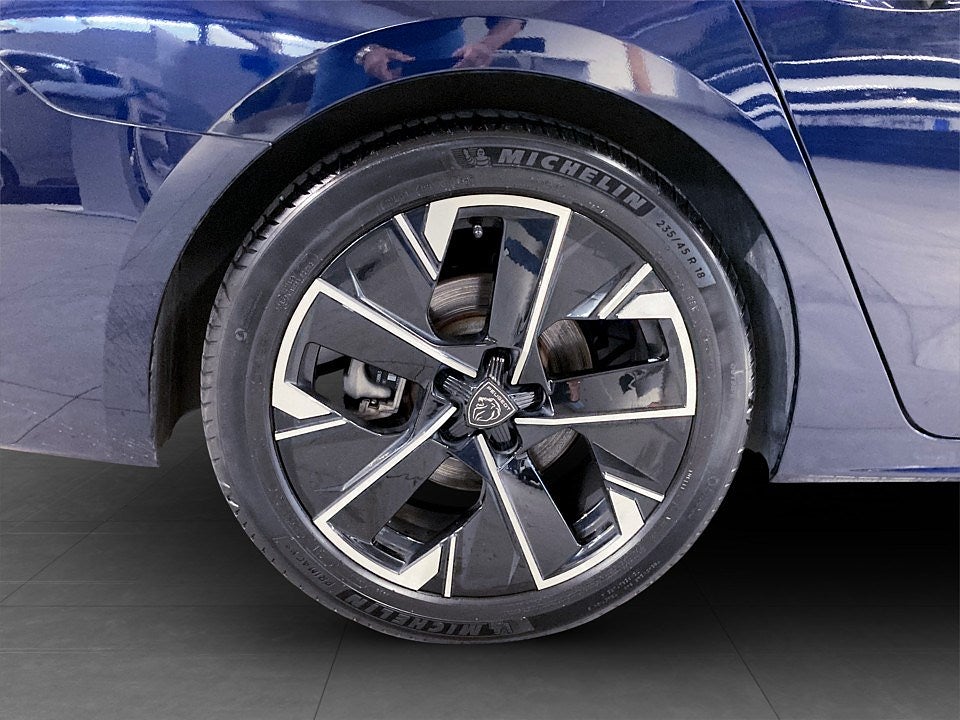 Bild på Peugeot 508 SW GT 1.2 PT 130hk Aut - B-KAMERA,NAV,CARPLAY