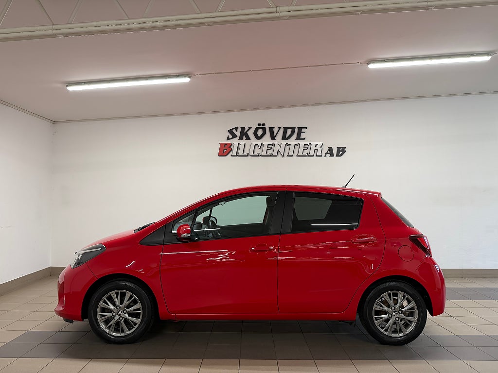 Toyota Yaris 1.33 Automat/Active/EditionFeel/8800Mil/Nyservad/kamera