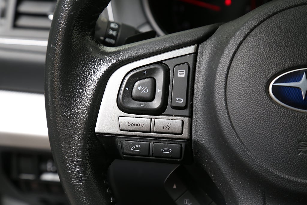 Subaru Outback 2,5i 175hk AWD Aut 1ägare Kamera Motorv Dragkrok 2015