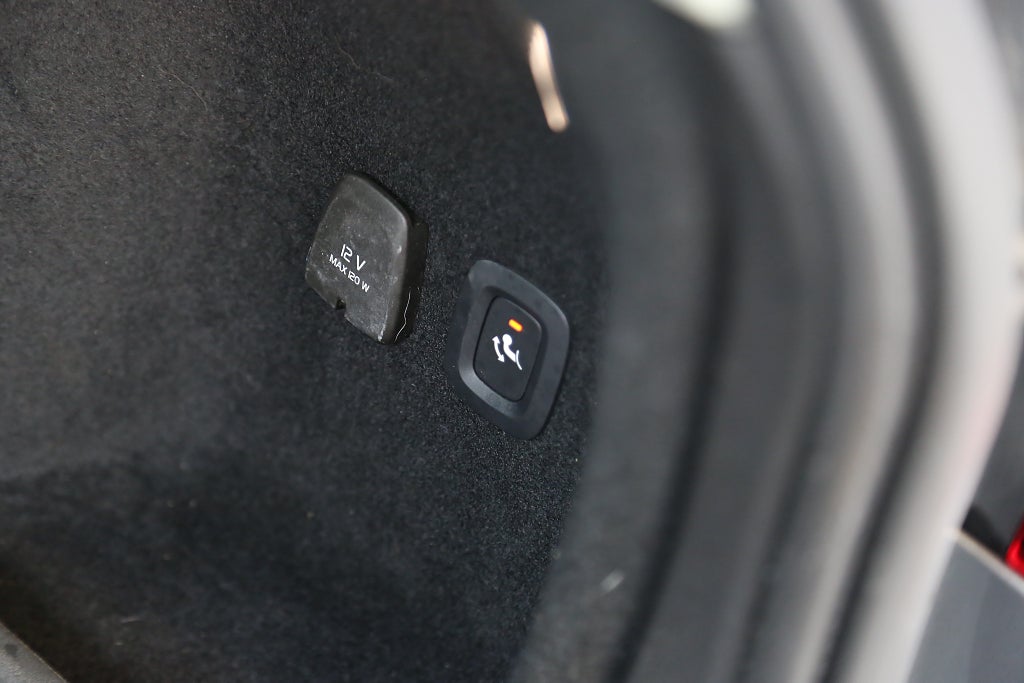 Volvo V60 Recharge T6 340hk Inscription Expression AWD Drag 2021