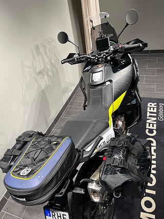 Husqvarna Norden 901 /3,45%/ väskor / quickshift / ABS