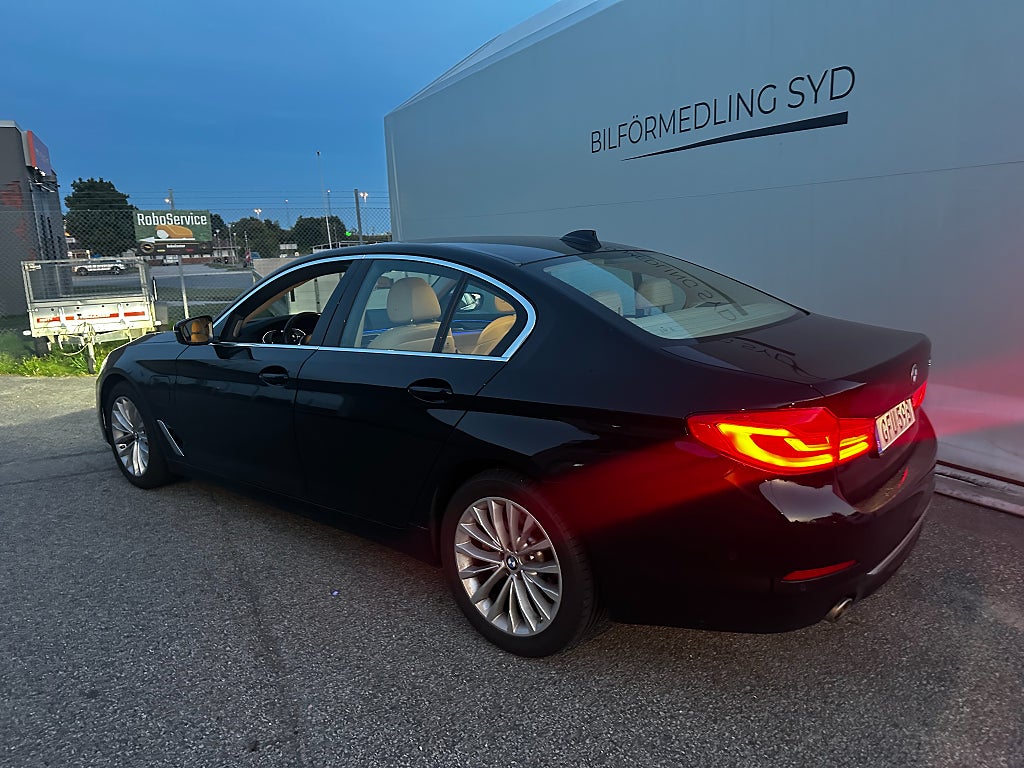BMW 530e iPerformance Sedan Steptronic Luxury Line Euro 6