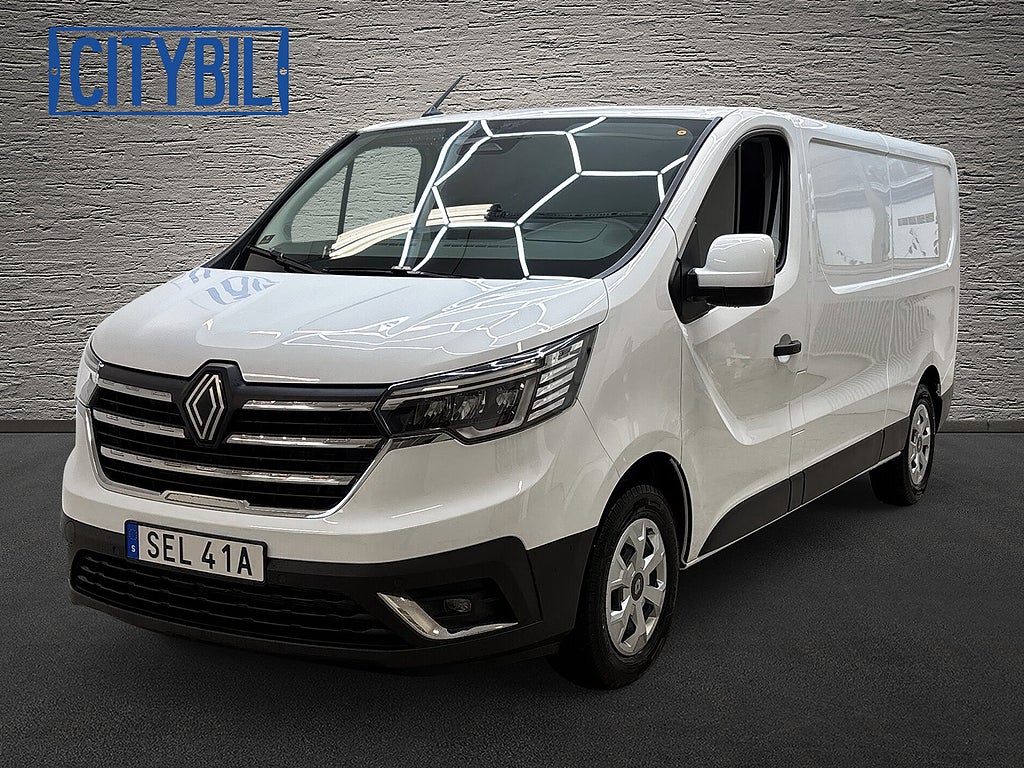 Renault trafic Skåp L2H1 2.0 Dci 150hk Aut R2U KAMPANJ V-Däck